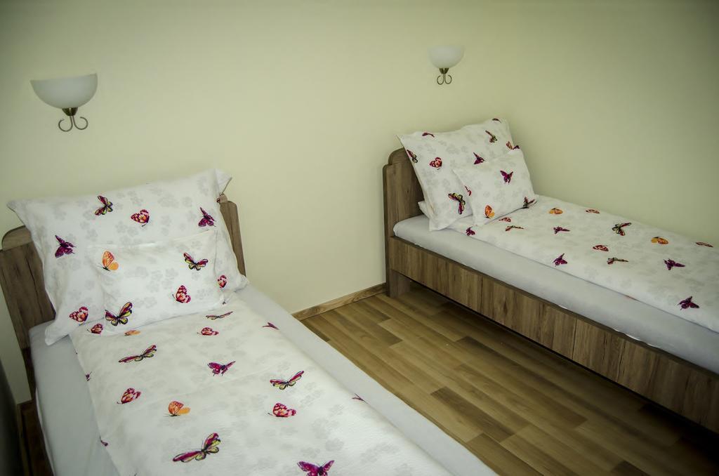 Csongradi Vendegvaro Apartmanok, Szarka Haz מראה חיצוני תמונה
